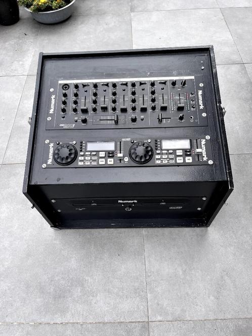 Numark CM200 mixer + CDN35 CD-speler in flightcase, Muziek en Instrumenten, Dj-sets en Draaitafels, Zo goed als nieuw, Dj-set