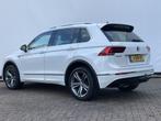Volkswagen Tiguan 2.0 TSI 4-Motion Highline Pano Afn.Trekhaa, Auto's, Automaat, Gebruikt, Euro 6, 4 cilinders
