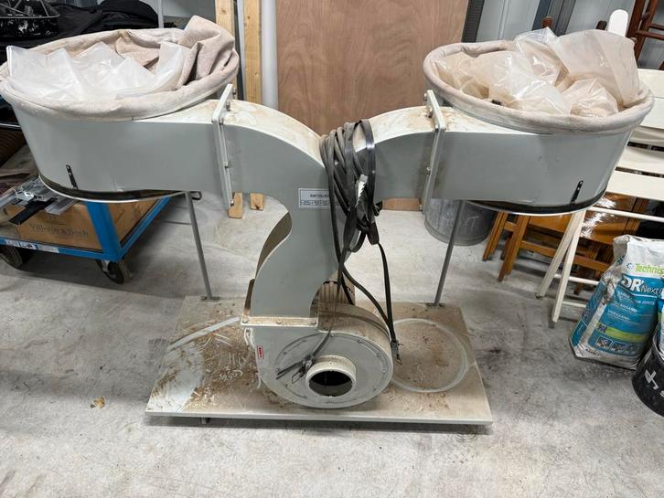 Robland Afzuiginstallatie Werkplaats, Doe-het-zelf en Verbouw, Ventilatie en Afzuiging, Gebruikt, Ophalen of Verzenden