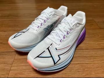 Xtep carbon wedstrijd hardloop schoenen  maat 45 beschikbaar voor biedingen
