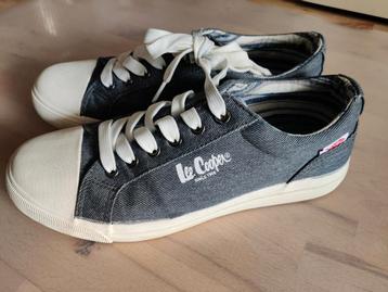 Lee Cooper gymp beschikbaar voor biedingen