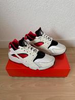 Nike Air Huarache, Wit, Ophalen of Verzenden, Sneakers of Gympen, Zo goed als nieuw