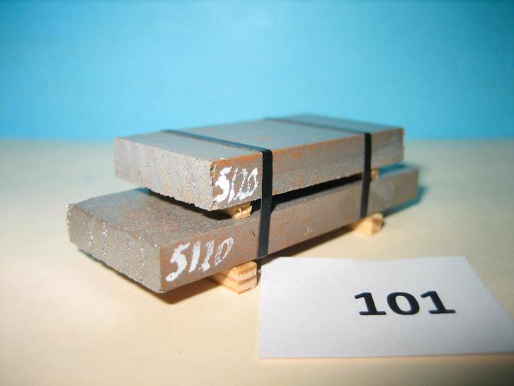 (03) kavel met div. STAAL - Ladingen  1:87  H0, Hobby en Vrije tijd, Modelauto's | 1:87, Nieuw, Bus of Vrachtwagen, Overige merken