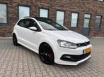 Volkswagen Polo 1.2 TSI R Line 2016 Airco Pano PDC Xenon Led, Auto's, Voorwielaandrijving, Stof, 4 cilinders, USB