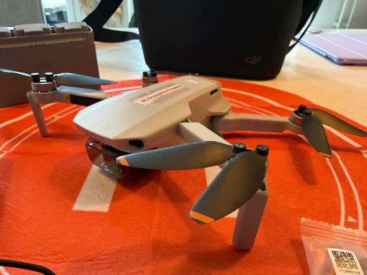 DJI Mini 2 Fly more combo, Audio, Tv en Foto, Drones, Zo goed als nieuw, Ophalen of Verzenden