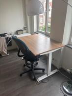 Elektrisch verstelbaar bureau, Ophalen, Elektrisch, Zo goed als nieuw, Bureau