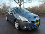 Peugeot 5008 1.6 VTi 7p | NIEUWE distr.ket. | Pano | Clima, Auto's, Voorwielaandrijving, Euro 5, Zwart, 4 cilinders
