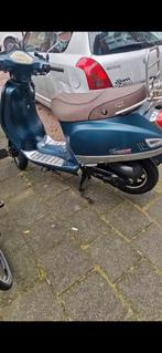 400, Fietsen en Brommers, Snorfietsen en Snorscooters, Ophalen, Zo goed als nieuw, Elektrisch, Overige merken