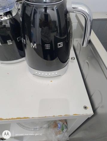 Smeg waterkoker 2 keer gebruikt  beschikbaar voor biedingen