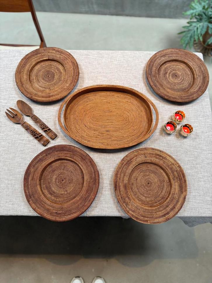 Birma riet onderborden - set van 4, Huis en Inrichting, Keuken | Servies, Zo goed als nieuw, Bord(en), Overige stijlen, Overige materialen