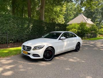 Mercedes-Benz C-klasse 180 Trekhaak, Navi, Led, 18'' AMG beschikbaar voor biedingen