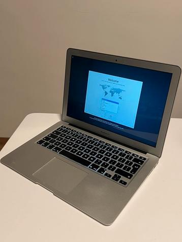 Macbook Air 13 inch 128gb 2014 beschikbaar voor biedingen