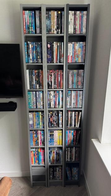 Benno DVD kasjes IKEA incl DVD's  beschikbaar voor biedingen