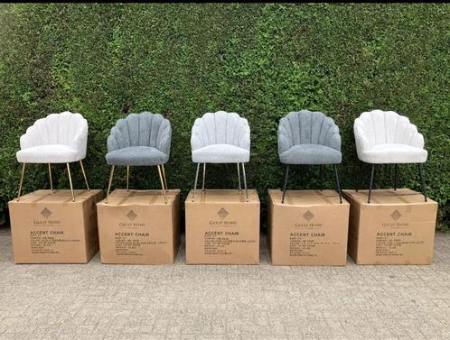 Schelp eetkamerstoelen NIEUW ! €69,95 p/stuk, Huis en Inrichting, Stoelen, Nieuw, Vijf, Zes of meer stoelen, Stof, Overige kleuren