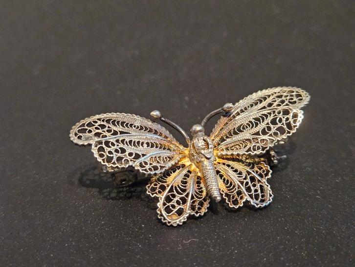 Zilveren Vlinder Broche, Sieraden, Tassen en Uiterlijk, Broches, Gebruikt, Zilver, Zilver, Minder dan 4 cm, Ophalen of Verzenden