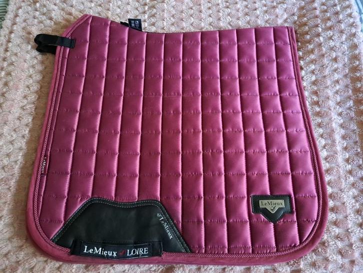 LeMieux Loire Classic dekje French Rose dressuur Full, Dieren en Toebehoren, Paarden en Pony's | Dekens en Dekjes, Zo goed als nieuw