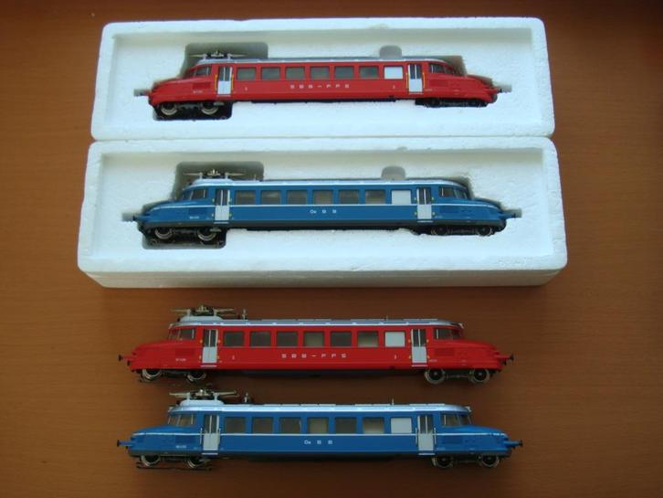 Te koop: 4 Marklin loks 3125 en 3127., Hobby en Vrije tijd, Modeltreinen | H0, Zo goed als nieuw, Locomotief, Wisselstroom, Märklin