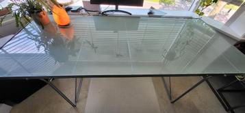 Eettafel - Bureau stalen grijs frame mat glazen blad beschikbaar voor biedingen
