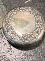 Art Nouveau Zilveren Pillendoosje, Antiek en Kunst, Ophalen of Verzenden, Zilver