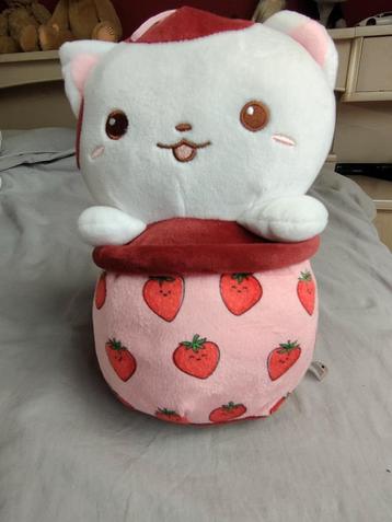 Schattige Kat in Aardbeienbeker - Nieuw! beschikbaar voor biedingen