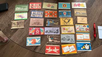 #83 Verzameling van 26 postzegelboekjes DDR beschikbaar voor biedingen