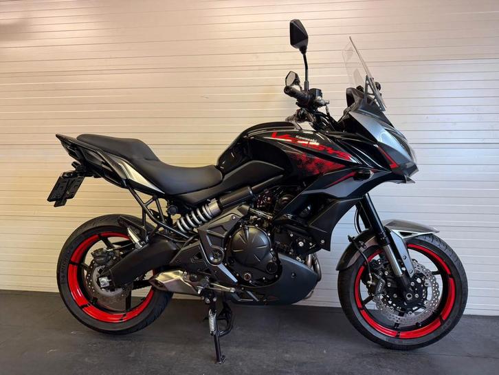 Goed onderhouden en zeer nette Kawasaki Versys 650!, Motoren, Motoren | Kawasaki, Bedrijf, Overig, meer dan 35 kW, 2 cilinders