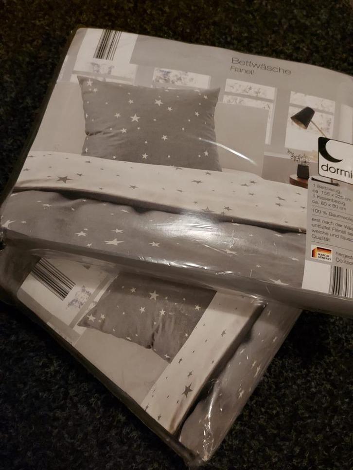 2 Flanellen dekbedovertrek 155x220 Nieuw !!!, Huis en Inrichting, Slaapkamer | Beddengoed, Nieuw, Dekbedovertrek, Tweepersoons
