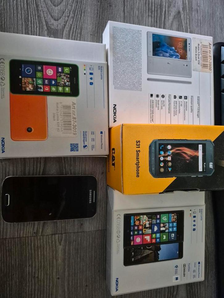 Oude Smartphones - Onderdelen/Hobby, Telecommunicatie, Mobiele telefoons | Overige merken, Gebruikt, Zonder abonnement, Zonder simlock