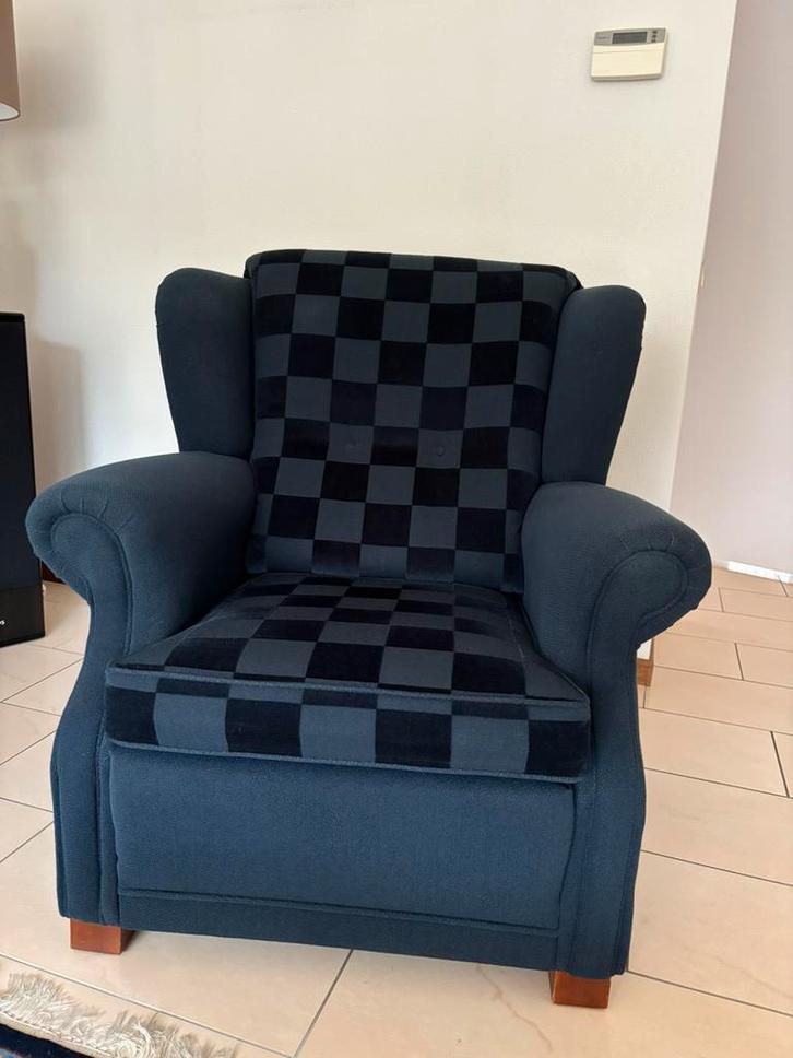 Donkerblauwe fauteuil, Huis en Inrichting, Fauteuils, Zo goed als nieuw, Stof, 75 tot 100 cm, 75 tot 100 cm, Ophalen