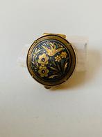 Vintage pillendoosje, Sieraden, Tassen en Uiterlijk, Broches, Gebruikt, Minder dan 4 cm, Ophalen of Verzenden, Zilver