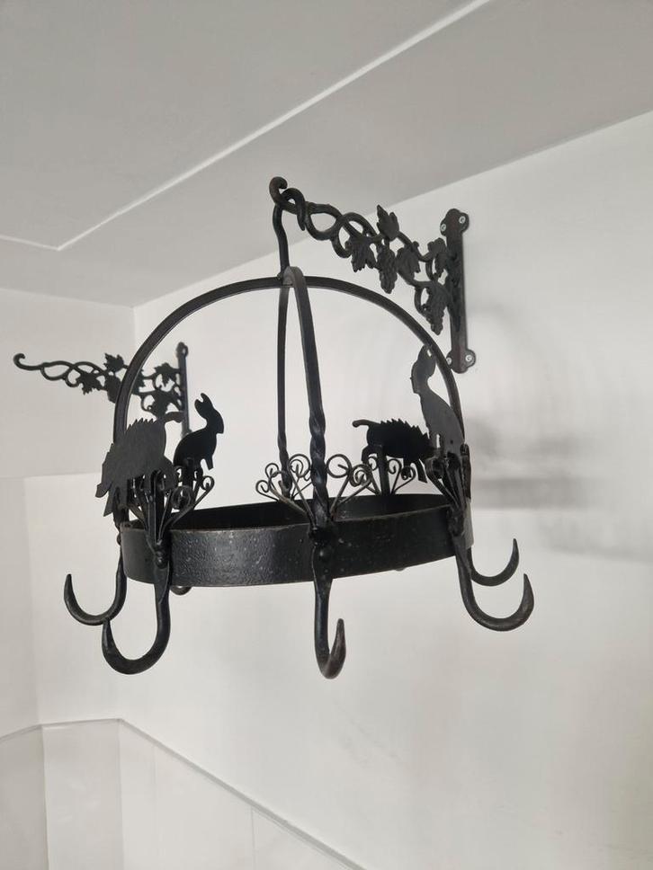 Gietijzeren pannen/vleesrek met dierenmotieven, Huis en Inrichting, Keuken | Keukenbenodigdheden, Gebruikt, Ophalen of Verzenden