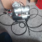 Airbrush Compressor - Fengda FD-186, Mobiel, Gebruikt, Ophalen of Verzenden, Minder dan 200 liter/min