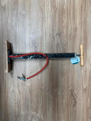 Fietsenpomp. beschikbaar voor biedingen