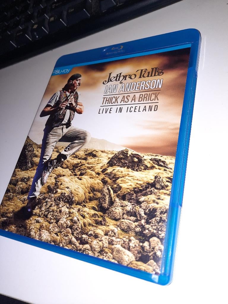 SD blu ray Jethro Tull Thick As A Brick: Live In Iceland, Ophalen, Zo goed als nieuw, Muziek en Concerten