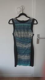 Karen Millen jurk maat UK 14 EU 42 (NL40), Karen Millen, Zwart, Maat 42/44 (L), Ophalen of Verzenden