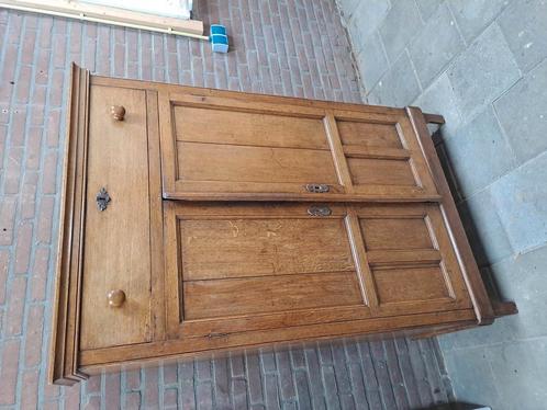 Antiek Eiken kast, Antiek en Kunst, Antiek | Meubels | Bedden, Ophalen of Verzenden