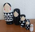 Matroesjka poppen Babushka zwart wit Petit Monkey, Ophalen of Verzenden, Zo goed als nieuw