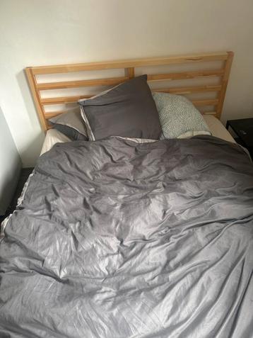 Tweepersoonsbed met matras 140x200