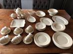 Wedgwood edme servies 6 persoons uitgebreid, Huis en Inrichting, Keuken | Servies, Ophalen of Verzenden, Zo goed als nieuw, Wedgwood