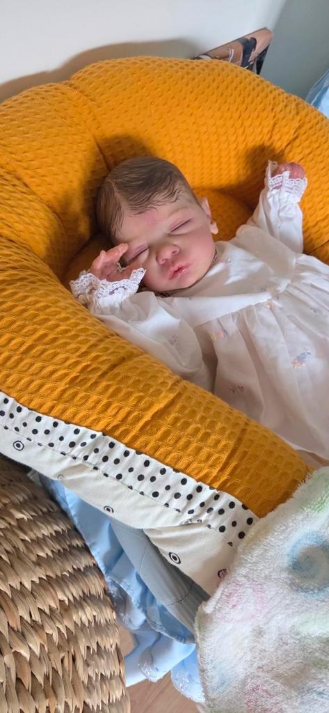 Reborn babygirl Romy van Gudrun Legler., Verzamelen, Poppen, Zo goed als nieuw, Babypop, Ophalen of Verzenden