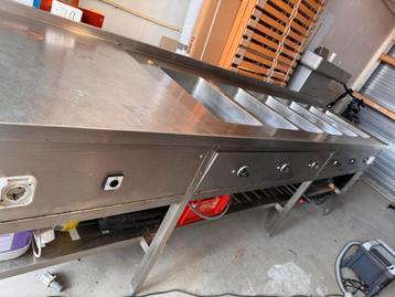 Au bain-marie tafel met 6 bakken beschikbaar voor biedingen