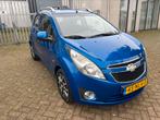 Chevrolet Spark 1.0 Bifuel 2010 Blauw 1 e eigenaar, Auto's, Voorwielaandrijving, 839 kg, 4 cilinders, Blauw