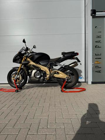 Aprilia Tuono Limited 2002 van 1e eigenaar beschikbaar voor biedingen
