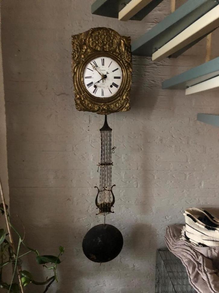 Antieke Comtoise Klok met Lyra Slinger, Antiek en Kunst, Antiek | Klokken, Ophalen