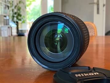 Nikon AF-S DX Nikkor 18-105mm f/3.5-5.6G ED VR beschikbaar voor biedingen