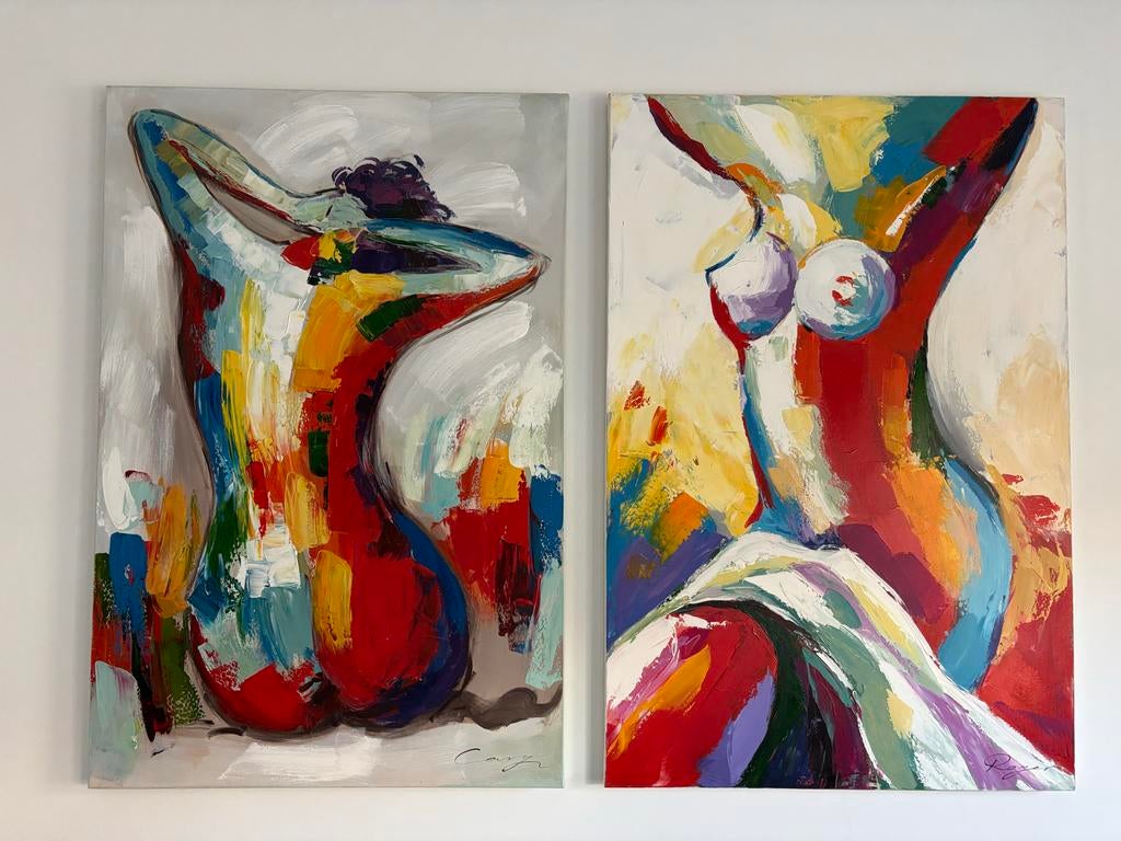 Twee abstracte schilderijen van vrouwelijke vormen, Ophalen