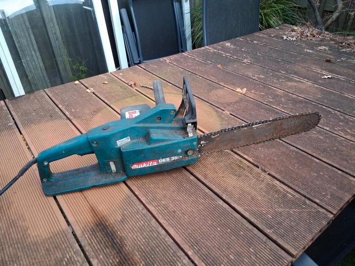 Elektrische kettingzaag, Doe-het-zelf en Verbouw, Gereedschap | Zaagmachines, Gebruikt, Kettingzaag, 600 tot 1200 watt, 30 tot 70 mm