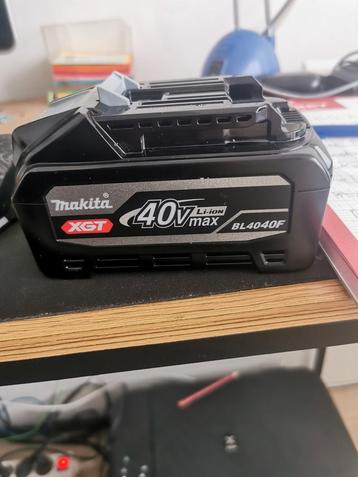 Makita bl4040f beschikbaar voor biedingen