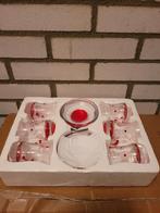 Nieuw! Prachtige sierlijke Turkse thee set transparant/rood, Huis en Inrichting, Keuken | Servies, Nieuw, Ophalen of Verzenden