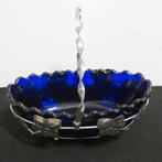 Grote diepblauw schaal in houder - UK [1066], Ophalen